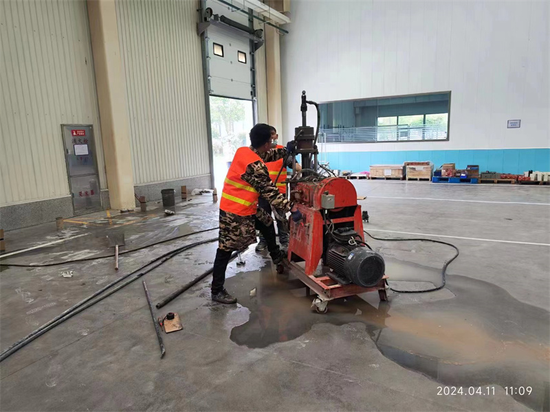 灌南厂房地面下沉塌陷注浆加固施工